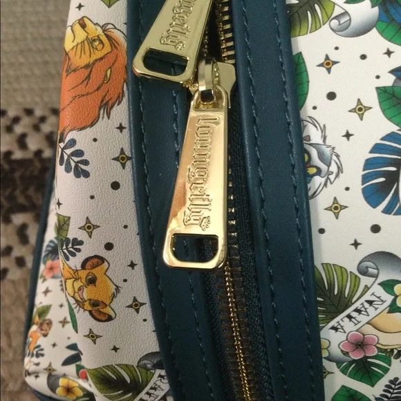 Loungefly Lion King back pack - Picture 4 of 11